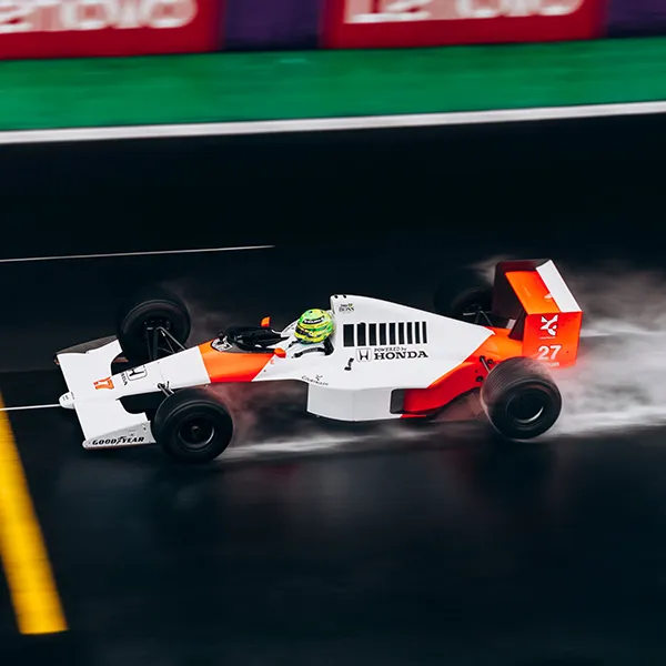 Marlboro Maclaren Senna